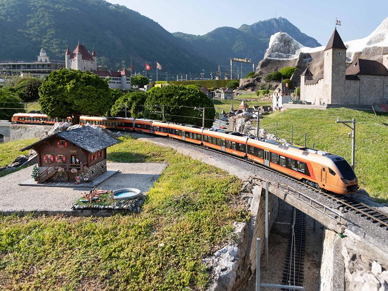 https://mdw-travel-data-us-east-1.s3.amazonaws.com/img/country/Switzerland/Swissminiatur/img_05.jpg