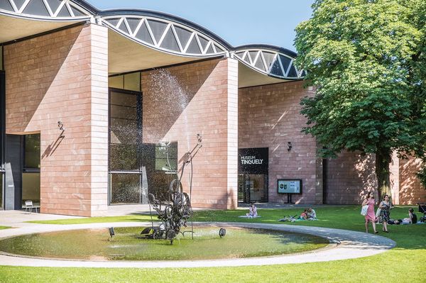 https://mdw-travel-data-us-east-1.s3.amazonaws.com/img/country/Switzerland/Tinguely-Museum/img_02.jpg