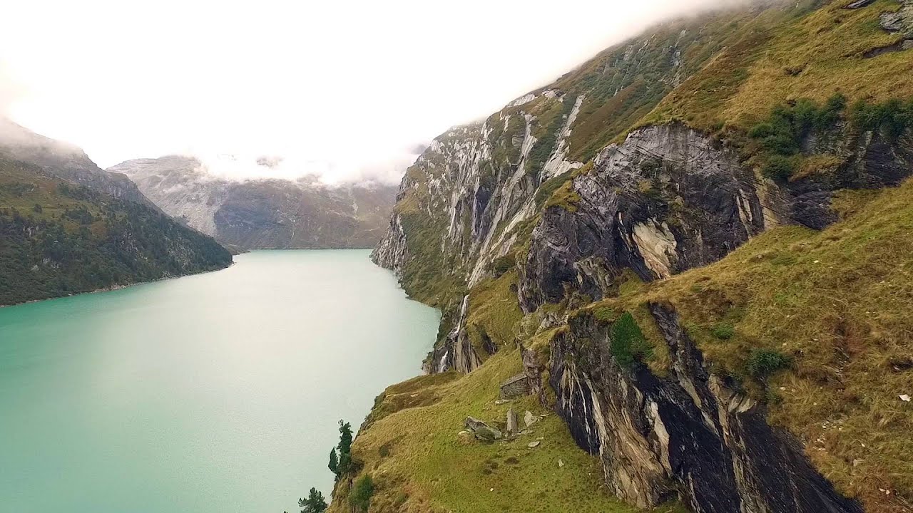 https://mdw-travel-data-us-east-1.s3.amazonaws.com/img/country/Switzerland/Val-Colla/img_03.jpg