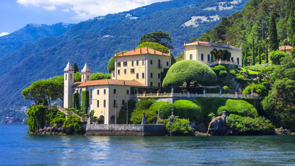 https://mdw-travel-data-us-east-1.s3.amazonaws.com/img/country/Switzerland/Villa-del-Balbianello/img_01.jpg