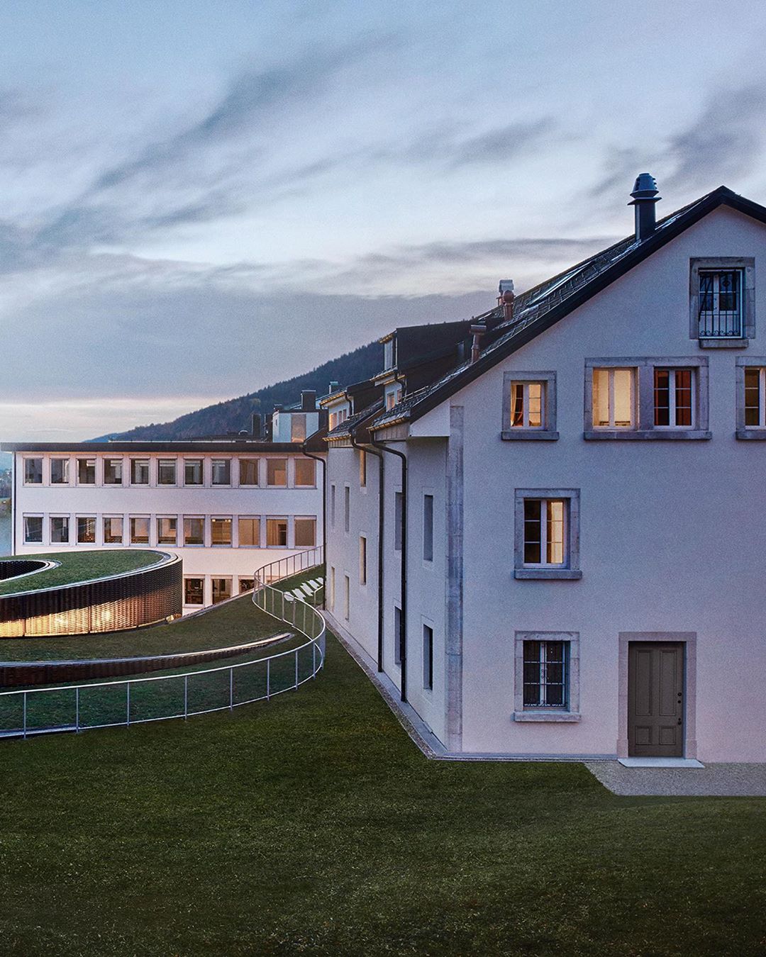 https://mdw-travel-data-us-east-1.s3.amazonaws.com/img/country/Switzerland/Watch-Museum/img_02.jpg