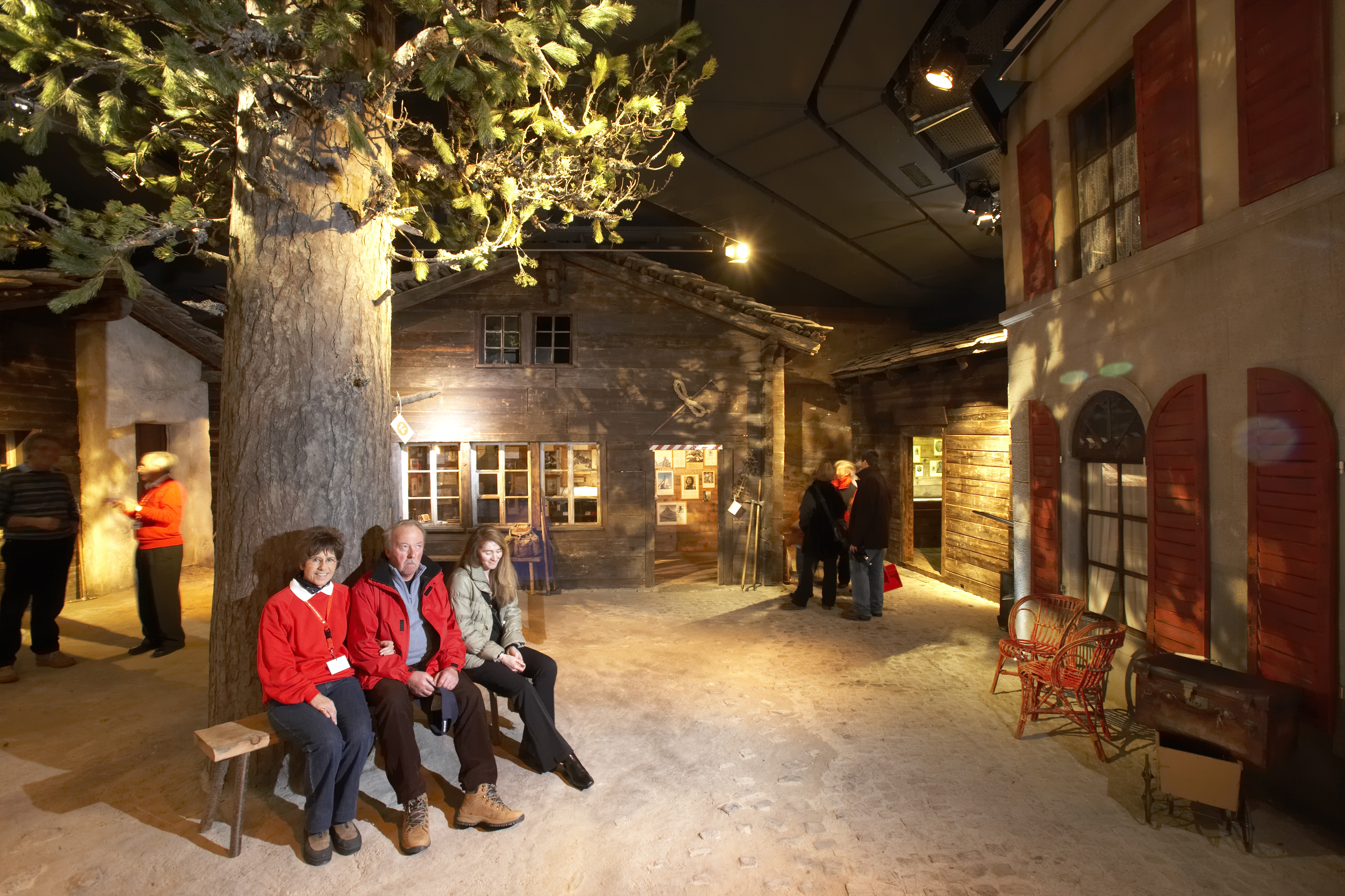 https://mdw-travel-data-us-east-1.s3.amazonaws.com/img/country/Switzerland/Zermatlantis-Museum-of-the-Matterhorn/img_00.jpg