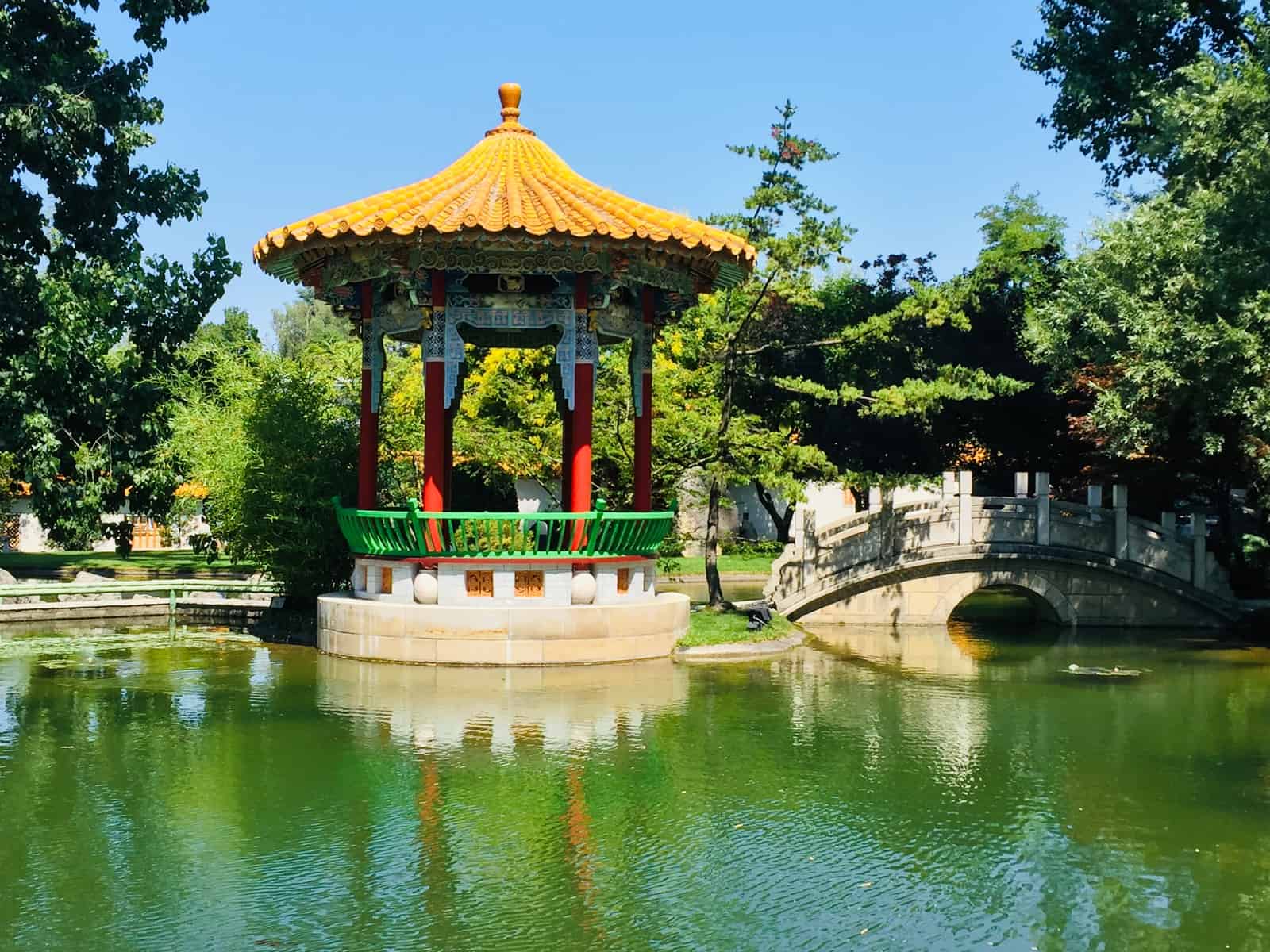 https://mdw-travel-data-us-east-1.s3.amazonaws.com/img/country/Switzerland/Zurichhorn-Park/img_03.jpg
