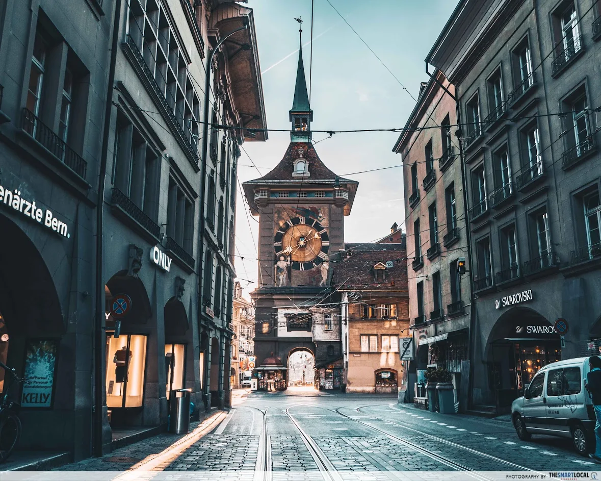 https://mdw-travel-data-us-east-1.s3.amazonaws.com/img/country/Switzerland/Zytglogge/img_01.jpg