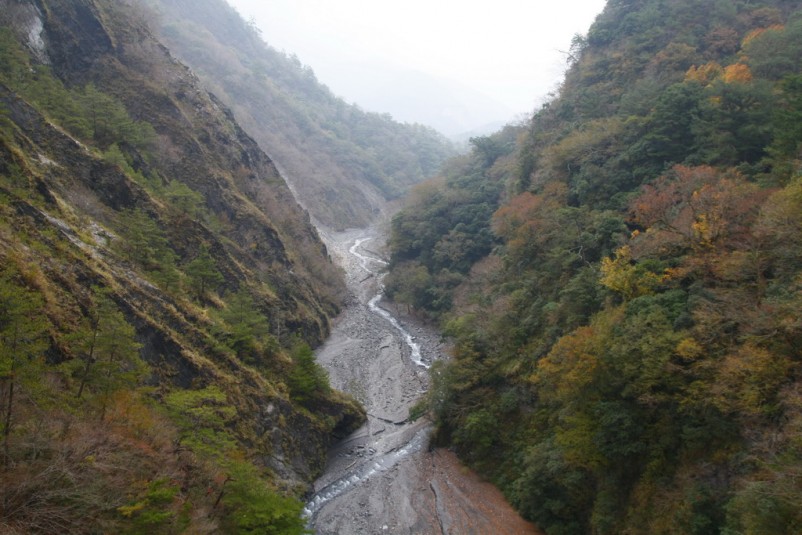 https://mdw-travel-data-us-east-1.s3.amazonaws.com/img/country/Taiwan/Aowanda-National-Forest-Recreation-Area/img_01.jpg