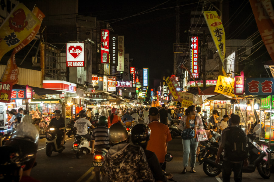 https://mdw-travel-data-us-east-1.s3.amazonaws.com/img/country/Taiwan/Chiayi-Wenhua-Night-Market/img_03.jpg