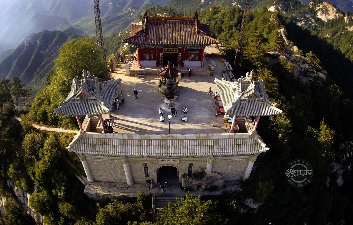 https://mdw-travel-data-us-east-1.s3.amazonaws.com/img/country/Taiwan/Dacheng-Daoist-Temple/img_03.jpg