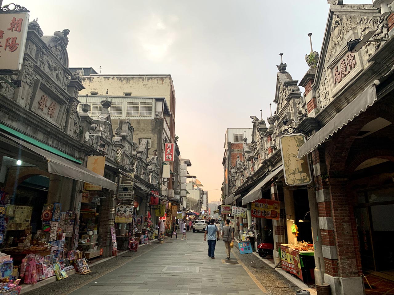 https://mdw-travel-data-us-east-1.s3.amazonaws.com/img/country/Taiwan/Daxi-Old-Street/img_02.jpg