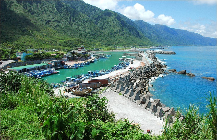 https://mdw-travel-data-us-east-1.s3.amazonaws.com/img/country/Taiwan/East-Coast-National-Scenic-Area/img_02.jpg