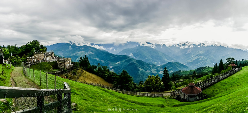 https://mdw-travel-data-us-east-1.s3.amazonaws.com/img/country/Taiwan/Green-Green-Grassland/img_01.jpg