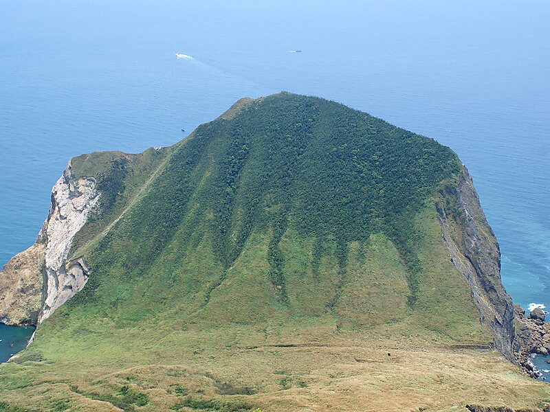 https://mdw-travel-data-us-east-1.s3.amazonaws.com/img/country/Taiwan/Gueishan-Island/img_00.jpg