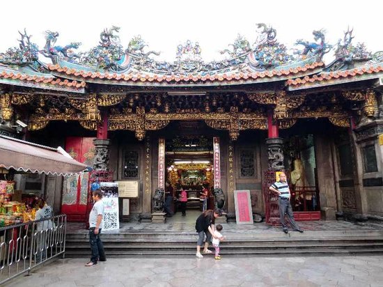 https://mdw-travel-data-us-east-1.s3.amazonaws.com/img/country/Taiwan/Hsinchu-Cheng-Huang-Temple/img_00.jpg