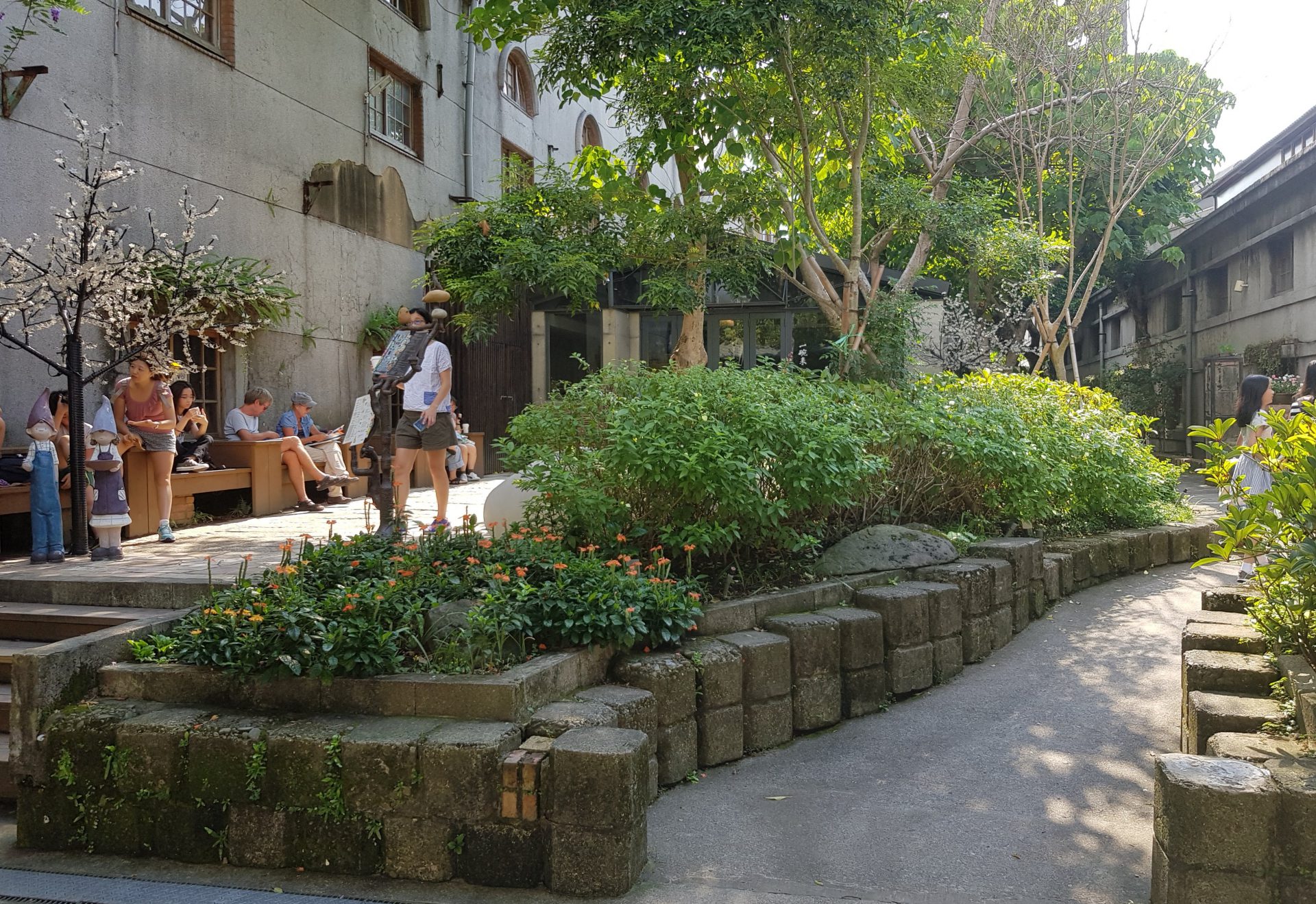 https://mdw-travel-data-us-east-1.s3.amazonaws.com/img/country/Taiwan/Huashan-1914-Creative-Park/img_01.jpg