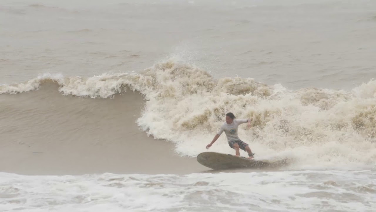 https://mdw-travel-data-us-east-1.s3.amazonaws.com/img/country/Taiwan/Jialeshuei-Surf-Beach/img_02.jpg