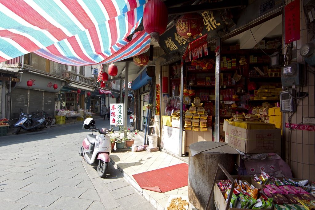 https://mdw-travel-data-us-east-1.s3.amazonaws.com/img/country/Taiwan/Jincheng-Old-City-Wall/img_00.jpg