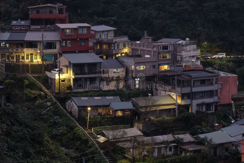 https://mdw-travel-data-us-east-1.s3.amazonaws.com/img/country/Taiwan/Juguanglou-Art-Village/img_02.jpg