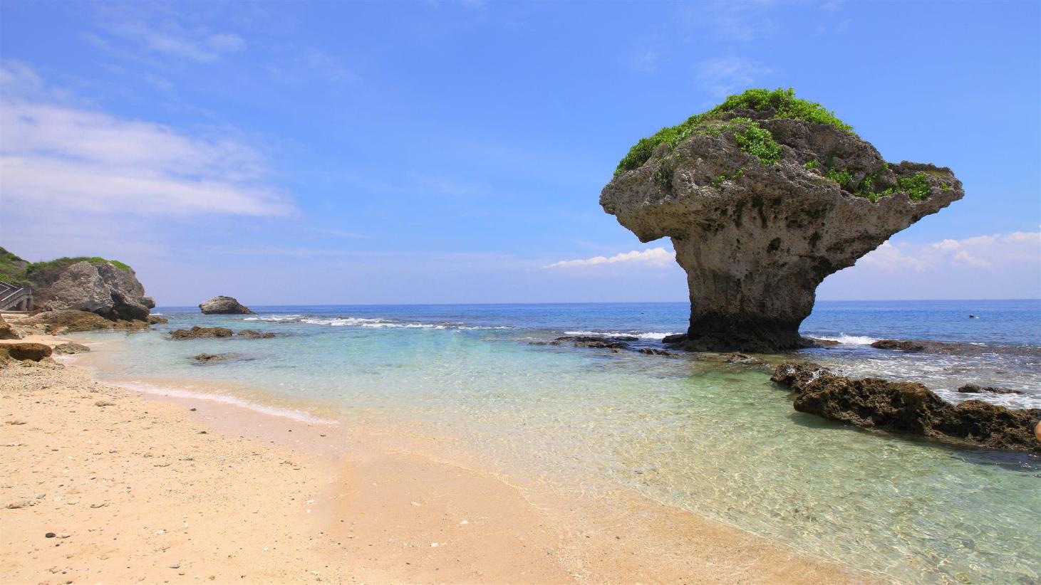 https://mdw-travel-data-us-east-1.s3.amazonaws.com/img/country/Taiwan/Liuqiu-Mengjia-Bay/img_01.jpg