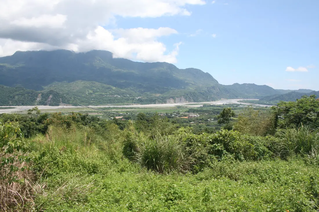https://mdw-travel-data-us-east-1.s3.amazonaws.com/img/country/Taiwan/Luye-Highland/img_02.jpg
