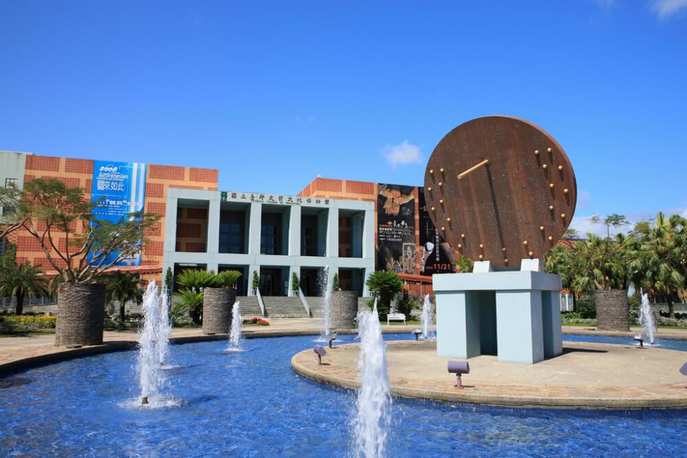 https://mdw-travel-data-us-east-1.s3.amazonaws.com/img/country/Taiwan/National-Museum-of-Prehistory/img_01.jpg