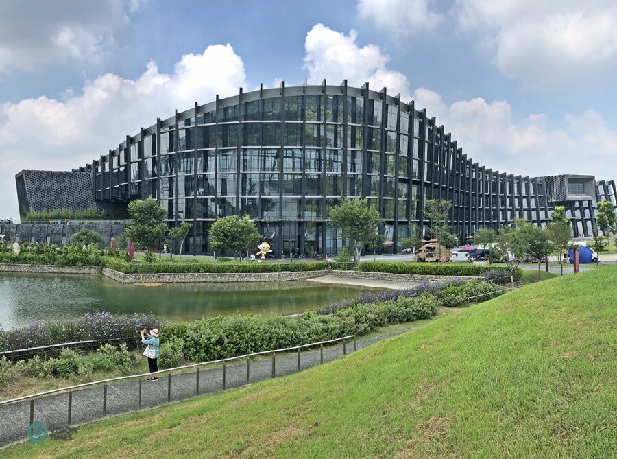 https://mdw-travel-data-us-east-1.s3.amazonaws.com/img/country/Taiwan/National-Palace-Museum-Southern-Branch/img_03.jpg