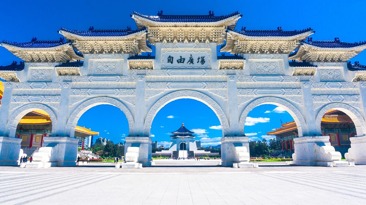 https://mdw-travel-data-us-east-1.s3.amazonaws.com/img/country/Taiwan/National-Unification-Village/img_01.jpg