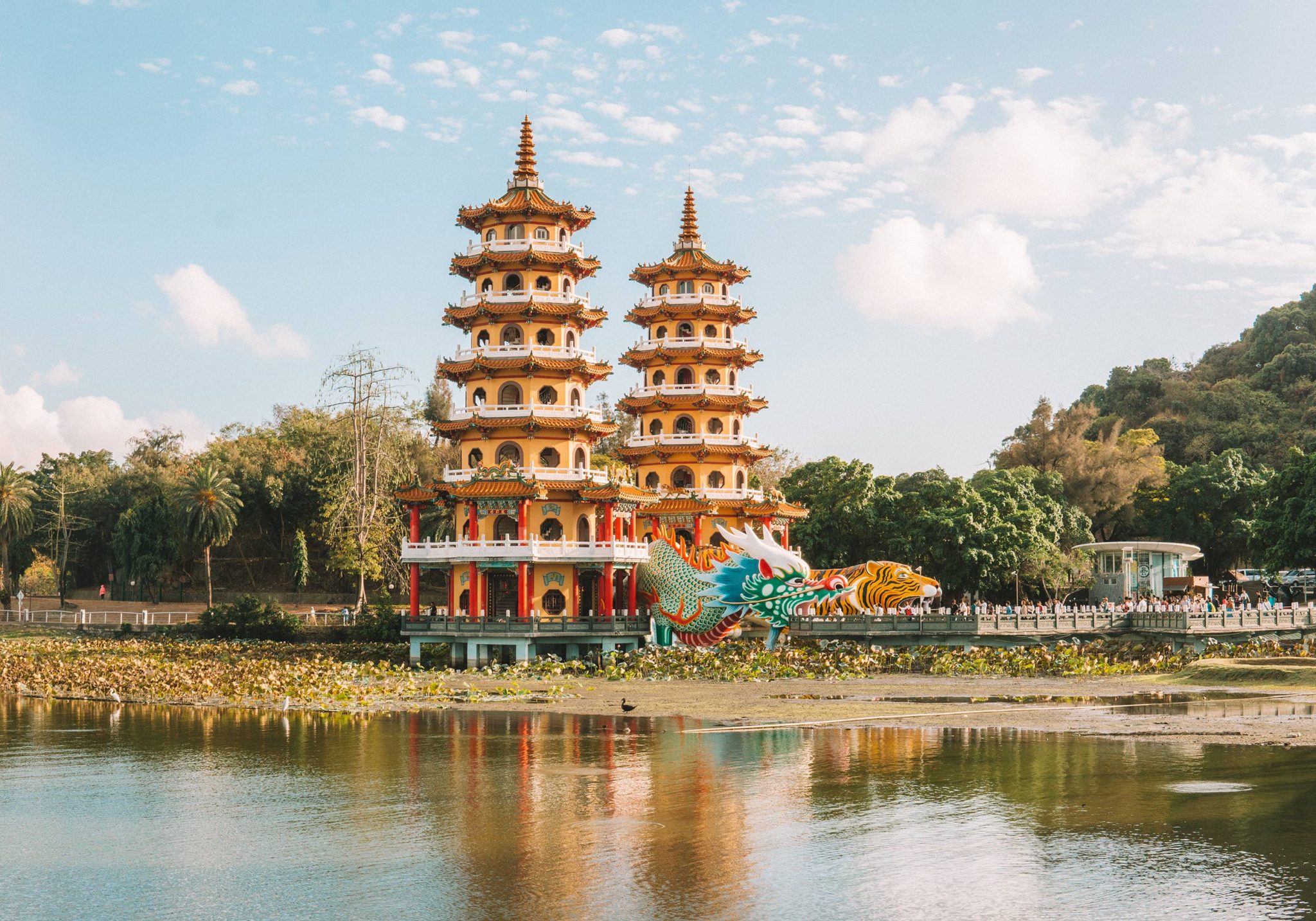 https://mdw-travel-data-us-east-1.s3.amazonaws.com/img/country/Taiwan/National-Unification-Village/img_03.jpg