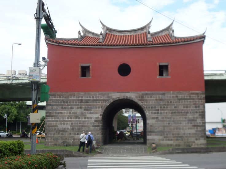 https://mdw-travel-data-us-east-1.s3.amazonaws.com/img/country/Taiwan/North-Gate/img_01.jpg