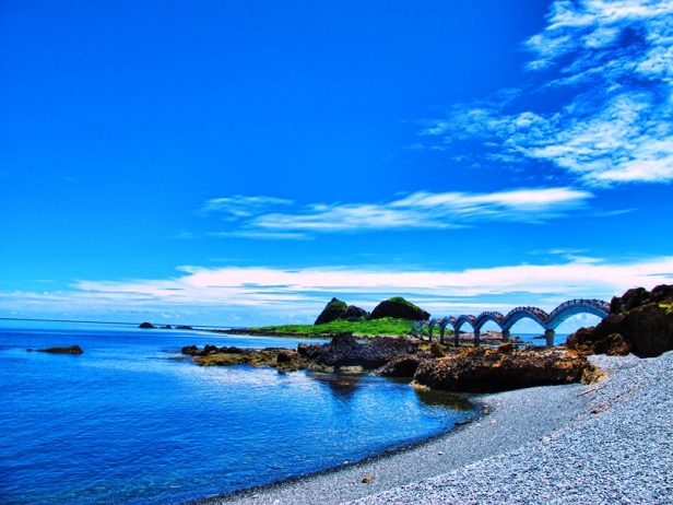 https://mdw-travel-data-us-east-1.s3.amazonaws.com/img/country/Taiwan/Sanxiantai/img_03.jpg