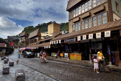 https://mdw-travel-data-us-east-1.s3.amazonaws.com/img/country/Taiwan/Shengxing-Train-Station/img_00.jpg