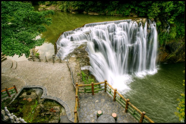 https://mdw-travel-data-us-east-1.s3.amazonaws.com/img/country/Taiwan/Shifen-Waterfall/img_03.jpg