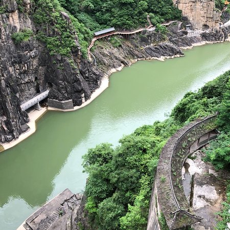 https://mdw-travel-data-us-east-1.s3.amazonaws.com/img/country/Taiwan/Shimen-Reservoir/img_00.jpg