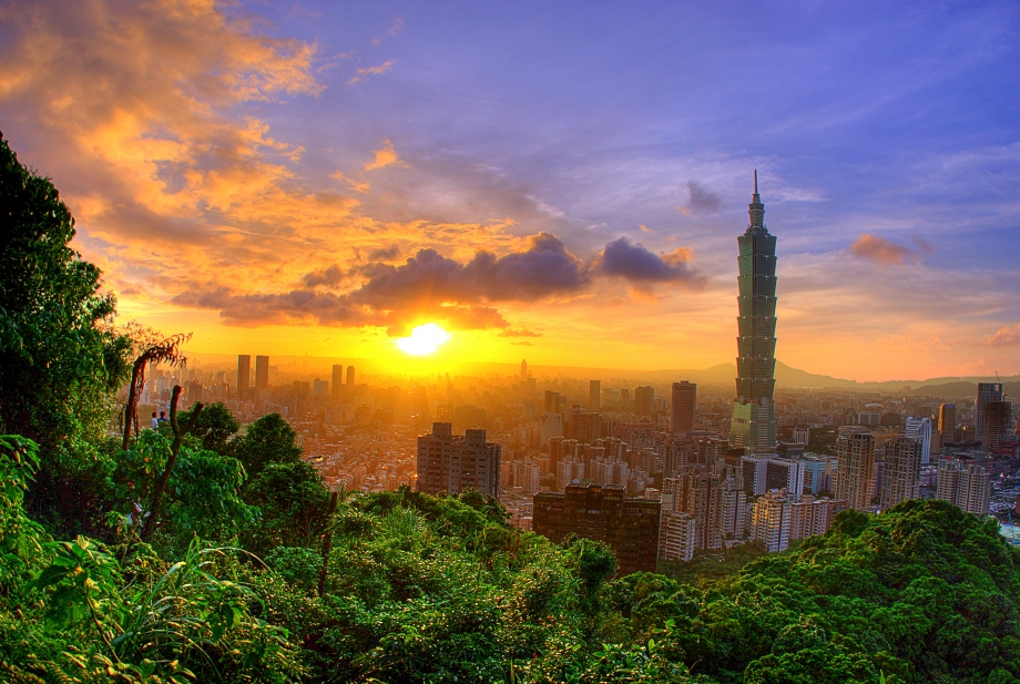 https://mdw-travel-data-us-east-1.s3.amazonaws.com/img/country/Taiwan/Taipei-101/img_03.jpg