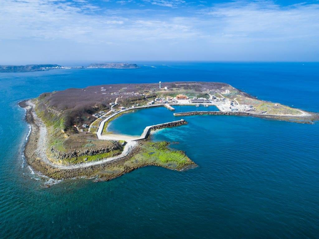 https://mdw-travel-data-us-east-1.s3.amazonaws.com/img/country/Taiwan/Tongpan-Island/img_00.jpg