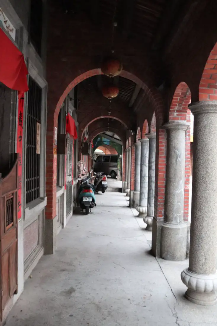 https://mdw-travel-data-us-east-1.s3.amazonaws.com/img/country/Taiwan/Toucheng-Old-Street/img_00.jpg