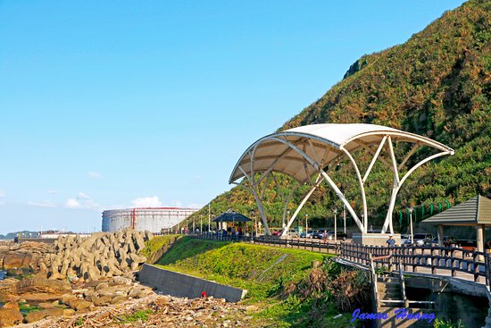 https://mdw-travel-data-us-east-1.s3.amazonaws.com/img/country/Taiwan/Waimushan-Seaside-Park/img_00.jpg