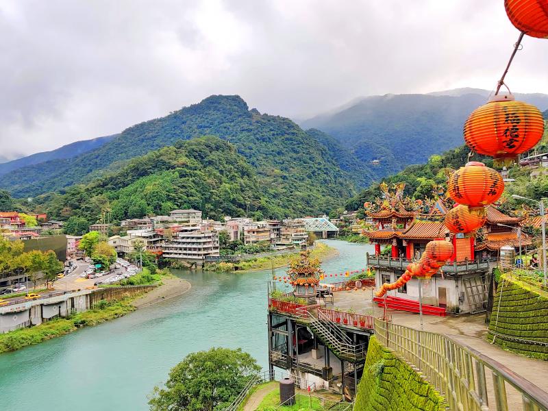 https://mdw-travel-data-us-east-1.s3.amazonaws.com/img/country/Taiwan/Wulai-Old-Street/img_00.jpg