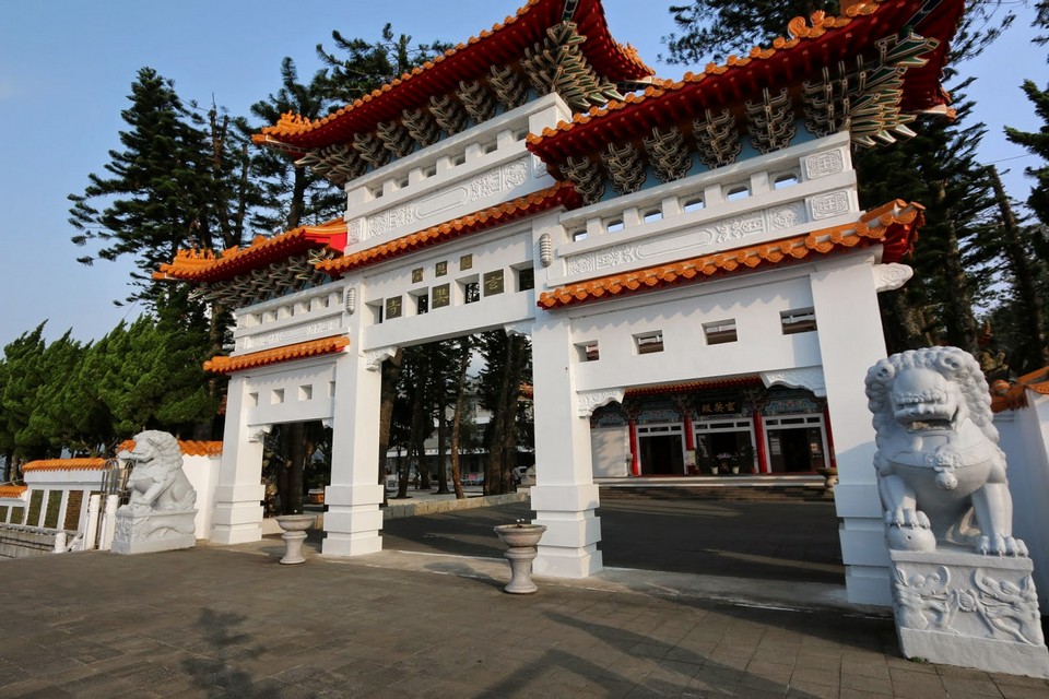https://mdw-travel-data-us-east-1.s3.amazonaws.com/img/country/Taiwan/Xuanzang-Temple/img_01.jpg