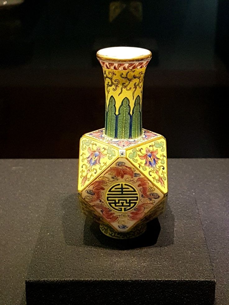 https://mdw-travel-data-us-east-1.s3.amazonaws.com/img/country/Taiwan/Yuchih-Ceramics-Cultural-Museum/img_01.jpg