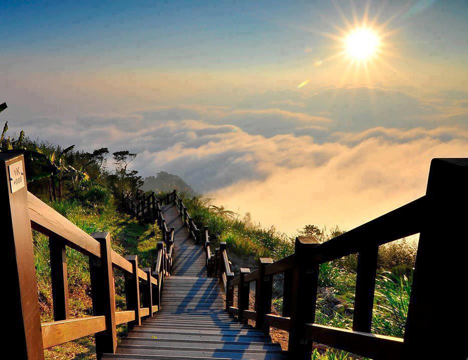 https://mdw-travel-data-us-east-1.s3.amazonaws.com/img/country/Taiwan/Yushan-National-Park/img_03.jpg