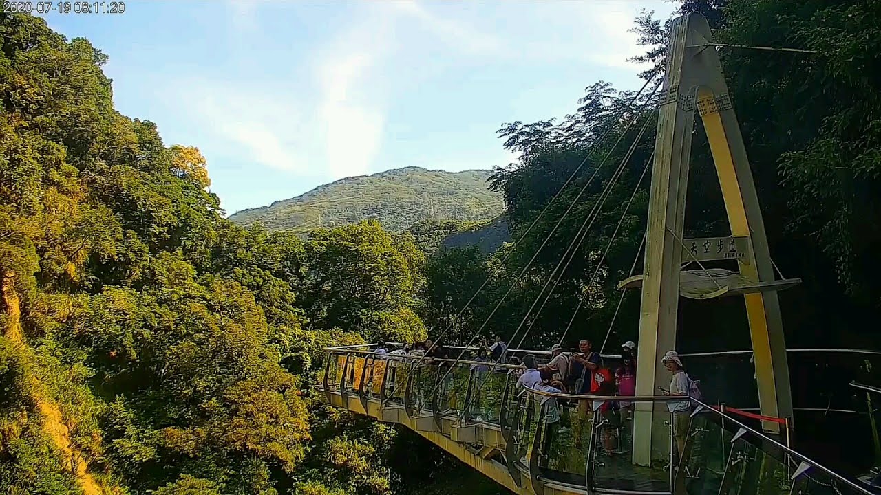 https://mdw-travel-data-us-east-1.s3.amazonaws.com/img/country/Taiwan/Zhushan-Skywalk/img_03.jpg
