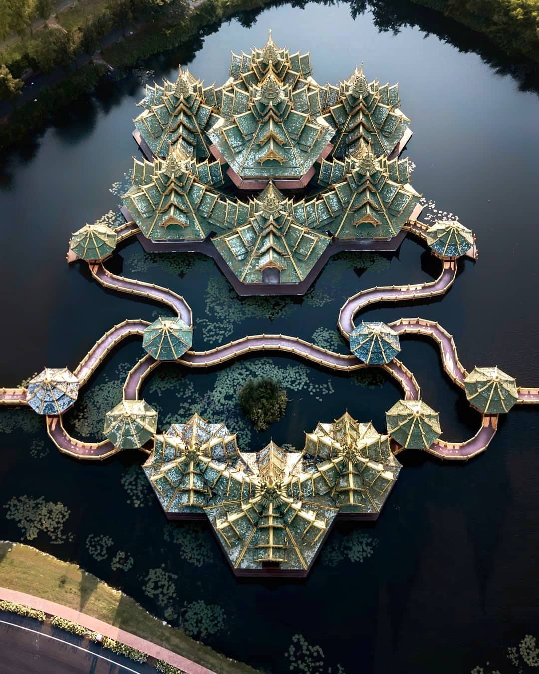 https://mdw-travel-data-us-east-1.s3.amazonaws.com/img/country/Thailand/Ancient-City/img_00.jpg