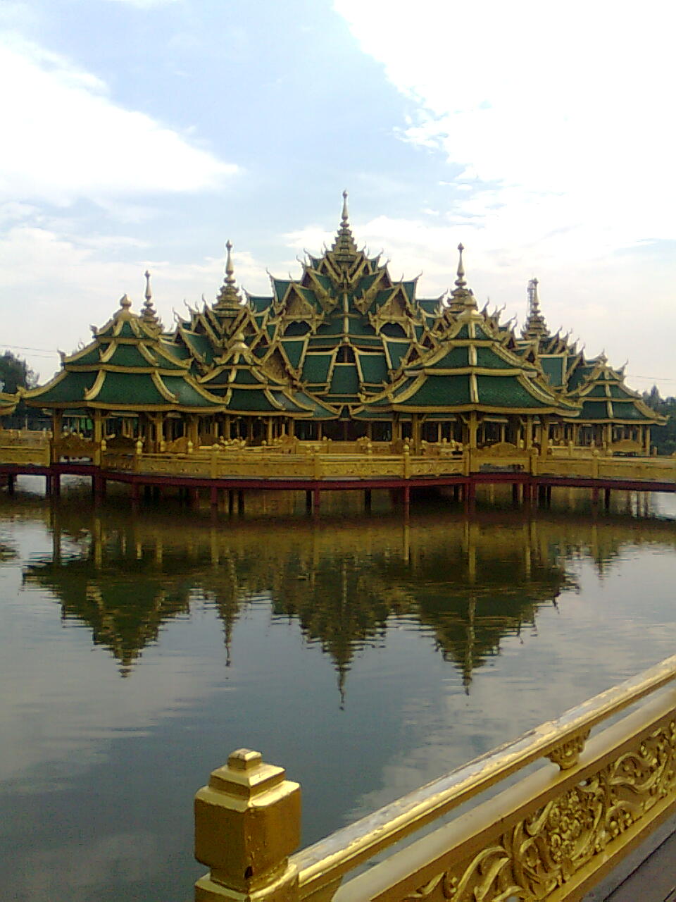 https://mdw-travel-data-us-east-1.s3.amazonaws.com/img/country/Thailand/Ancient-City/img_03.jpg