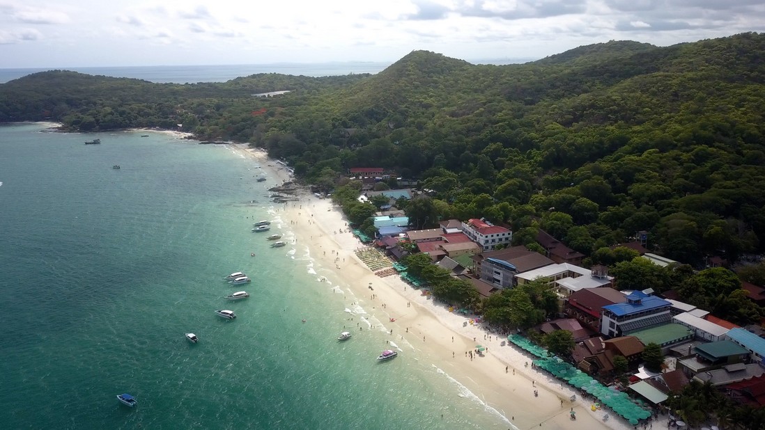 https://mdw-travel-data-us-east-1.s3.amazonaws.com/img/country/Thailand/Ban-Phe-Market/img_03.jpg
