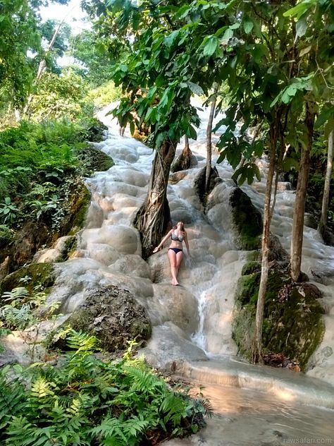 https://mdw-travel-data-us-east-1.s3.amazonaws.com/img/country/Thailand/Bua-Thong-Waterfall-Sticky-Waterfall/img_02.jpg