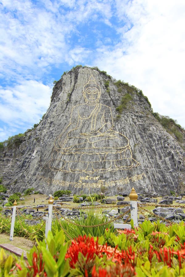 https://mdw-travel-data-us-east-1.s3.amazonaws.com/img/country/Thailand/Buddha-Mountain-Khao-Chi-Chan/img_03.jpg