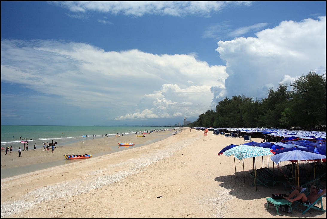 https://mdw-travel-data-us-east-1.s3.amazonaws.com/img/country/Thailand/Cha-am-Beach/img_01.jpg