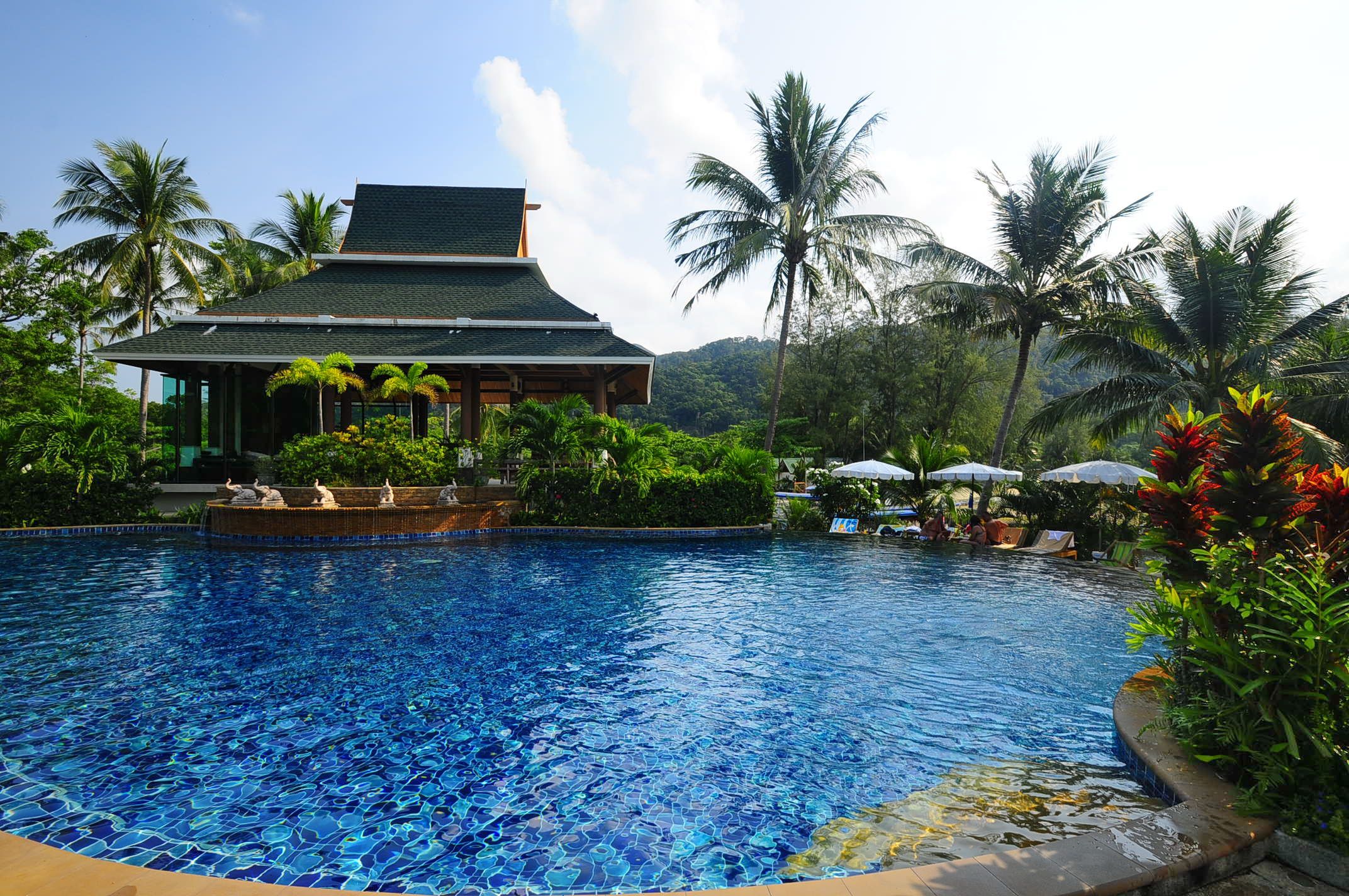 https://mdw-travel-data-us-east-1.s3.amazonaws.com/img/country/Thailand/Chai-Chet-Beach/img_02.jpg
