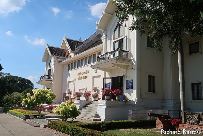 https://mdw-travel-data-us-east-1.s3.amazonaws.com/img/country/Thailand/Chao-Sam-Phraya-National-Museum/img_00.jpg