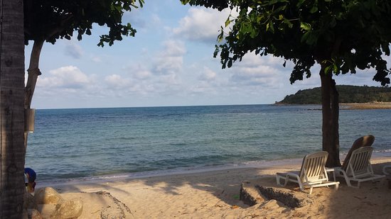 https://mdw-travel-data-us-east-1.s3.amazonaws.com/img/country/Thailand/Chaweng-Beach/img_02.jpg