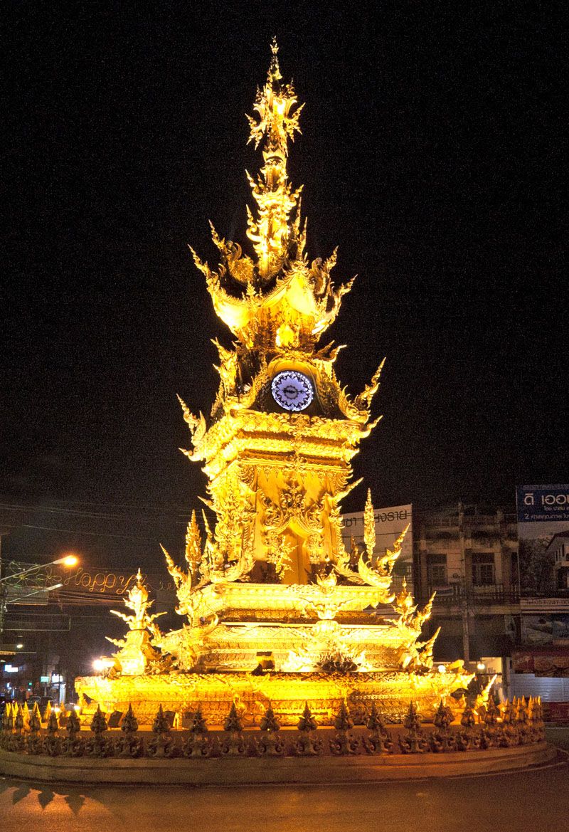 https://mdw-travel-data-us-east-1.s3.amazonaws.com/img/country/Thailand/Chiang-Rai-Clock-Tower/img_02.jpg